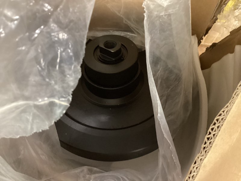 Condition photo showing Good Condition for rear track idler 6732903 6693238 6686635 6686904 replacement for bobcat t140 t180 t190 t200 t250 t250h t300 t300h t320 t630 864 t550 t590 s750 t770 t650 t750