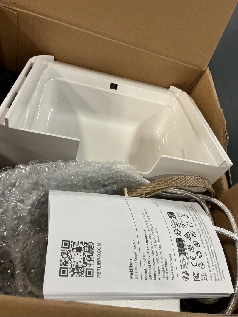 Condition photo showing As Is for petlibro rfid automatic cat feeder, collar tag-activated personalized meals, 5g&2.4g wi-fi programmable cat food dispenser with cats recognition & diet tracking for multi-pet homes and different diets