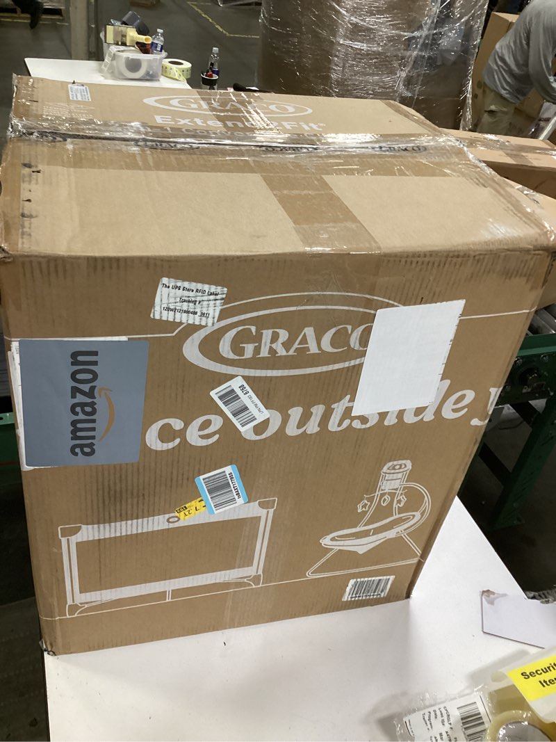 Condition photo showing New/Like New for Graco Extend2Fit Convertible Baby Car Seat, Rear and Forward Facing, Adjustable Extension Panel for Extra Legroom, Gotham 2-in-1 Gotham 2.0