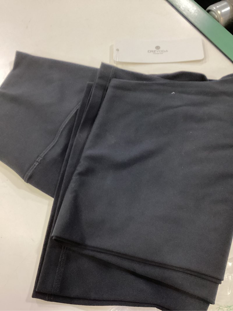 Condition photo showing New/Like New for crz yoga butterluxe crossover flare leggings 29''/31''/33" - high waist v cross bootcut bell bottoms yoga pants for women 31" height: 5'4" - 5'7" x-large black