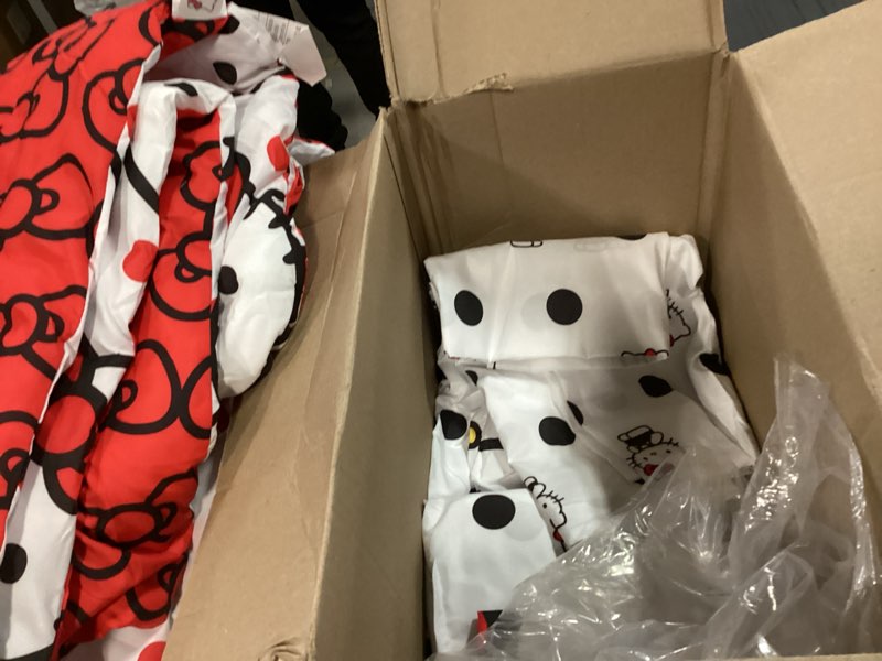 Condition photo showing As Is for Franco Collectibles Sanrio Hello Kitty Polka Dot Bedding 7 Piece Super Soft Comforter and Sheet Set with Sham, Queen, (100% Official Licensed Product)