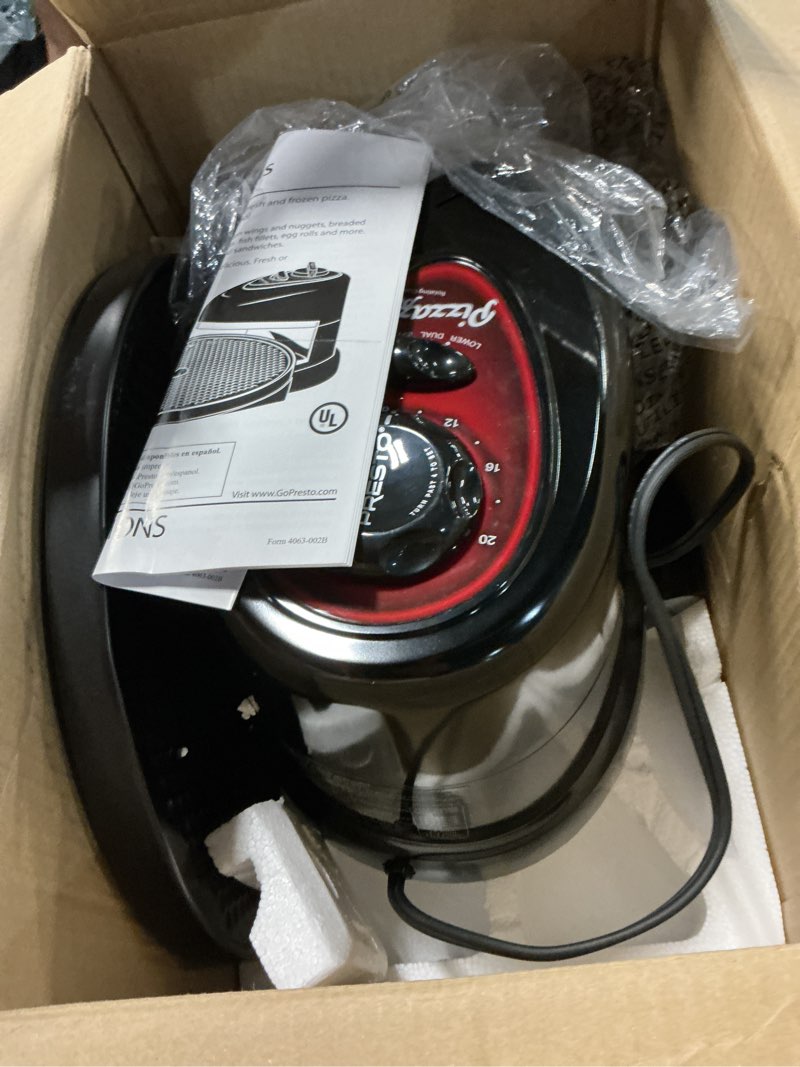 Condition photo showing Good Condition for presto 03430 pizzazz plus rotating oven, black