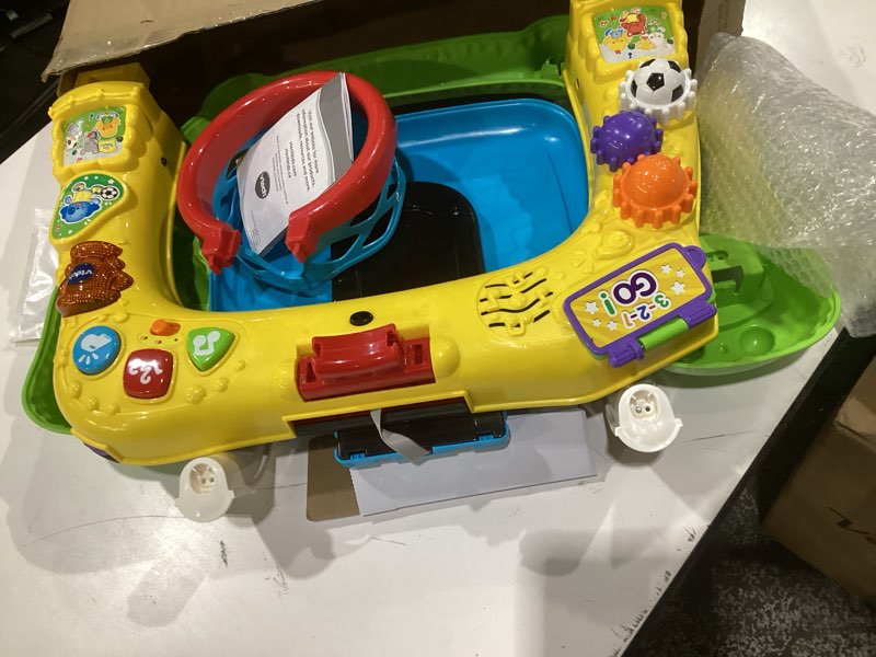 Condition photo showing Good Condition for vtech smart shots sports center (frustration free packaging), yellow