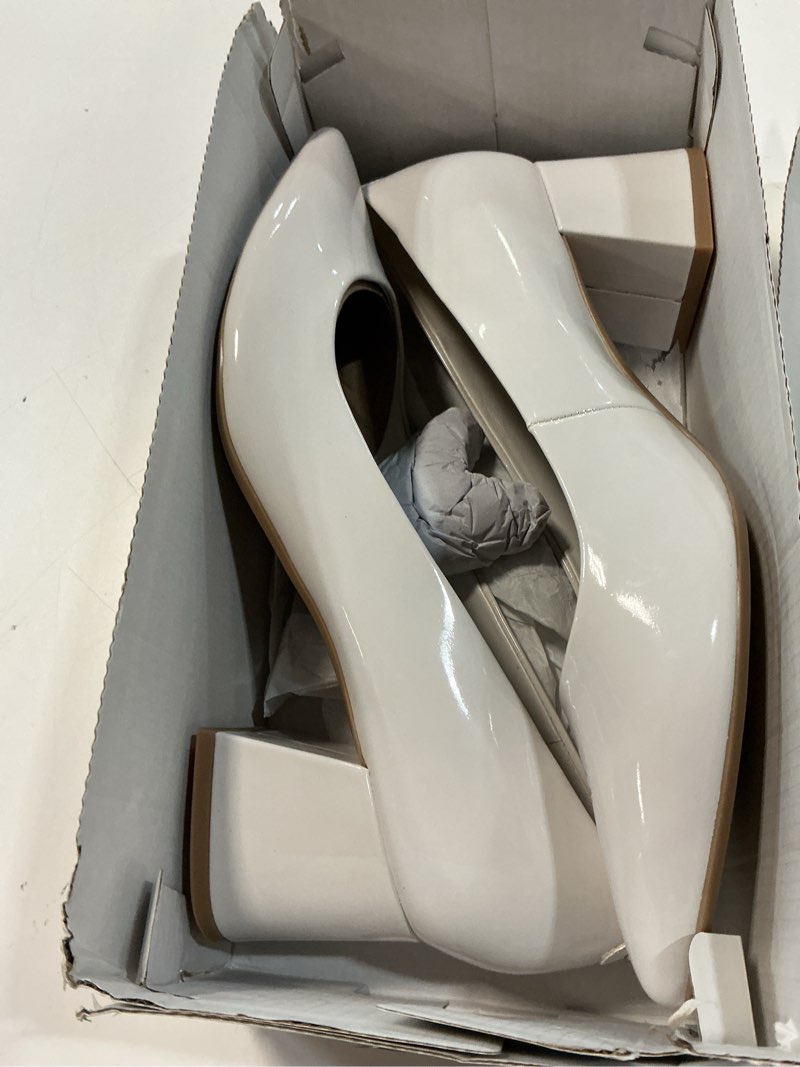 Condition photo showing Good Condition for calvin klein women's lenott | dress shoes 11 ivory patent