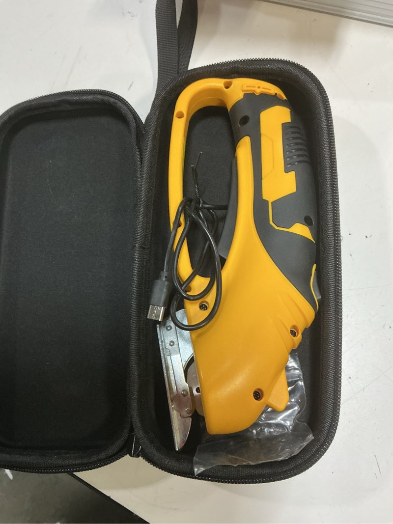 Condition photo showing Good Condition for sakerplus cordless electric scissors, 4v cardboard cutter, box cutter - 2 blades, 1 storage bag, safety lock & led light, rechargeable power rotary cutter for box carpet fabric plastic leather rotary cutter with carrying case (standard)