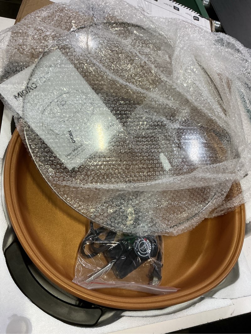 Condition photo showing Good Condition for 16" extra large electric skillet with lid, ceramic nonstick coating electric frying pan, 1500w quick & even heating, 5 adjustable temperature control, tempered glass lid & cool-touch handles 16 inch - 9.3qt