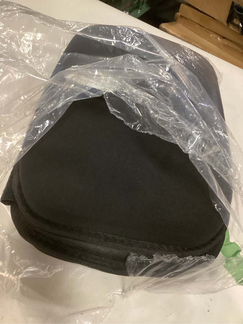 Condition photo showing Good Condition for sojoy igelcomfort 3 in 1 foldable gel seat cushion featured with memory foam (a must-have travel cushion! smart, easy travel cushion) (size: 18.5“ x 15" x 2") black