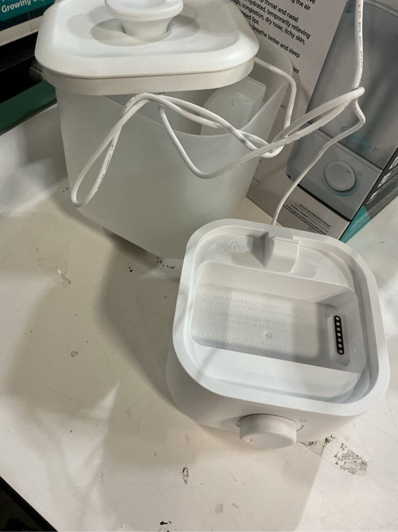 Condition photo showing Good Condition for safety 1st easy-fill cool mist humidifier, white