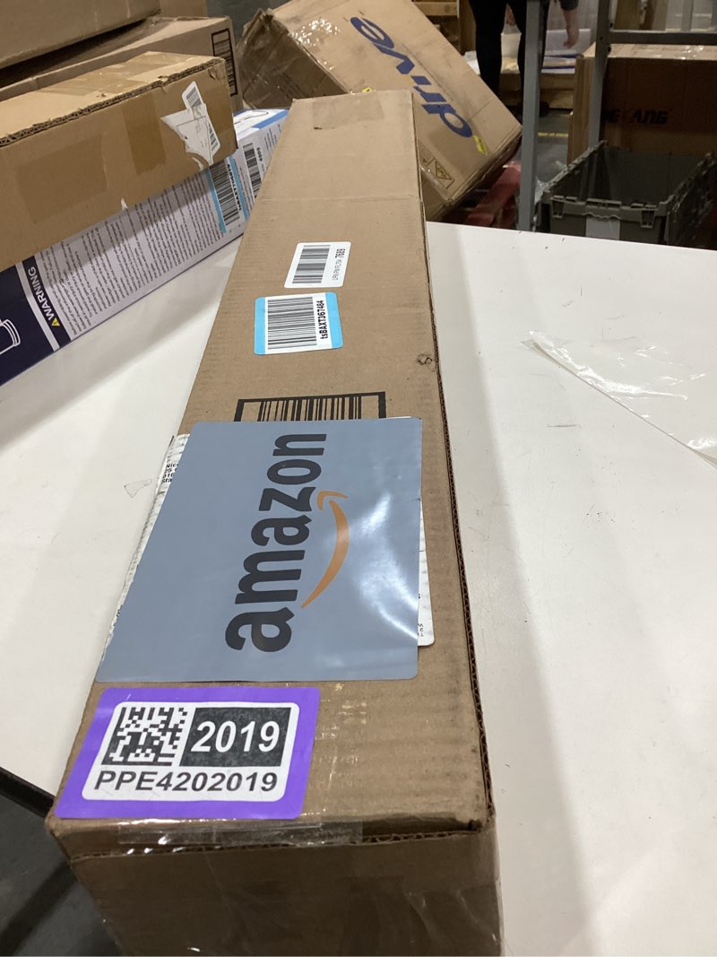 Condition photo showing Good Condition for  cordless blinds