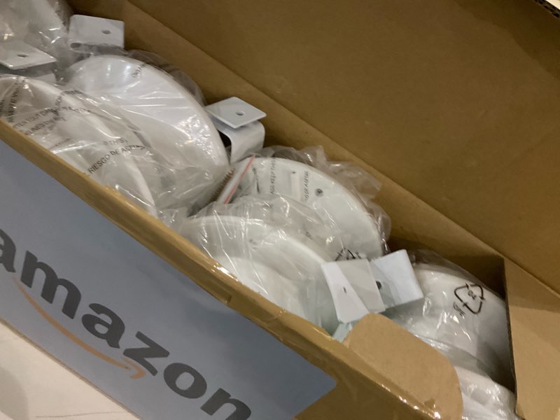 Condition photo showing New/Like New for 8 Pack White Solar Powered Gutter Lights Outdoor Decorative Waterproof Led Fence Lamp for Lighting Railing, Outside Wall, Deck, Garden, Path, Backyard, Sidewalk, Yard, Patio, No Drilling Installation Cool White