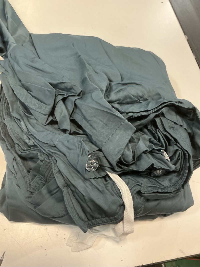 Condition photo showing Good Condition for quince bamboo duvet cover, full/queen, nightfall