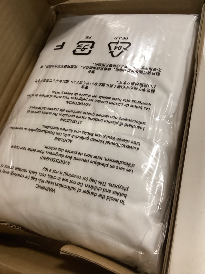 Condition photo showing Good Condition for Amazon Basics Lightweight Ruffled Bed Skirt, Classic Style, Soft and Stylish 100% Microfiber With 16" Drop, Full, White, Solid Full White