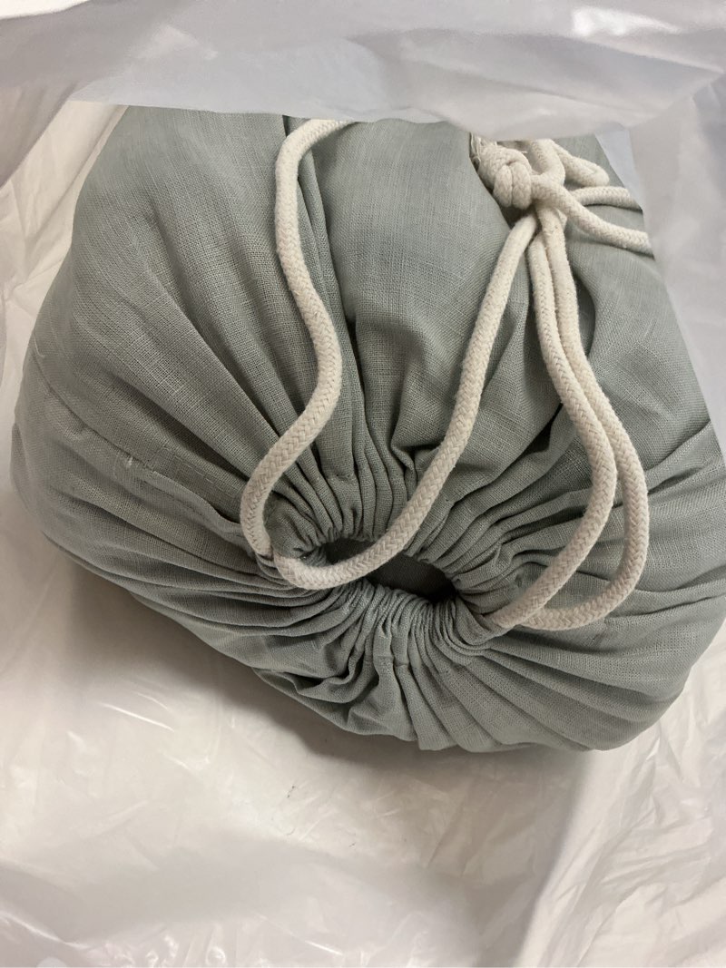 Condition photo showing New/Like New for european linen sheet set, king, mist