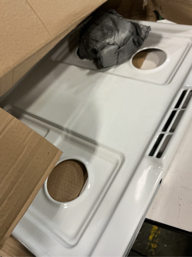 Condition photo showing Good Condition for General Electric WB62K10001 Range/Stove/Oven Metal Cooktop