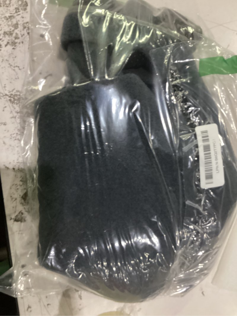 Condition photo showing New/Like New for llkuang dash cover mat dashboard mat compatible with mitsubishi outlander 2023 2024 2025,polyester car dashboard cover sun shade pad,anti-slip dash board pad accessories (grey+without head-up display)