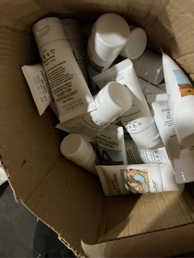 Condition photo showing As Is for travel well 2-in-1 shampoo & conditioner set - mini travel set - sulfate-free shampoo conditioner - bulk hotel toiletries, individually wrapped - 1 fl oz, pack of 200, coconut