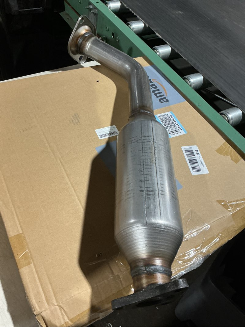 Condition photo showing As Is for 2004-2010 | infiniti qx56 | nissan titan/armada | 5.6l | rear passenger side | catalytic converter-direct fit | oem grade epa | httx 88849217