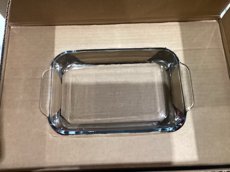 pyrex basics 3-pack glass baking dish set (2qt, 3qt, 4.8qt) with bpa-free lids, rectangular glass ba