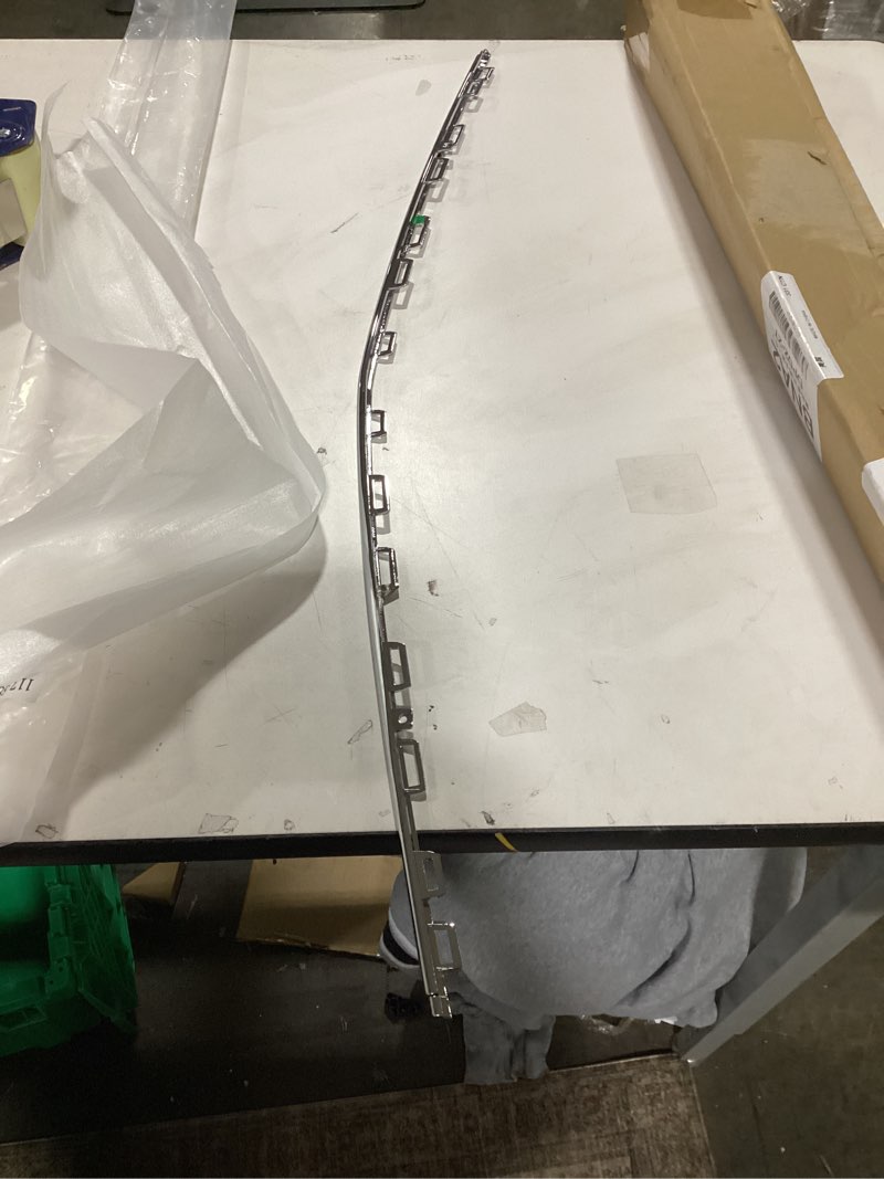 Condition photo showing Good Condition for PartsFlow Front Lower Bumper Cover Molding Chrome For 2017 2018 2019 Mercedes-Benz CLA250