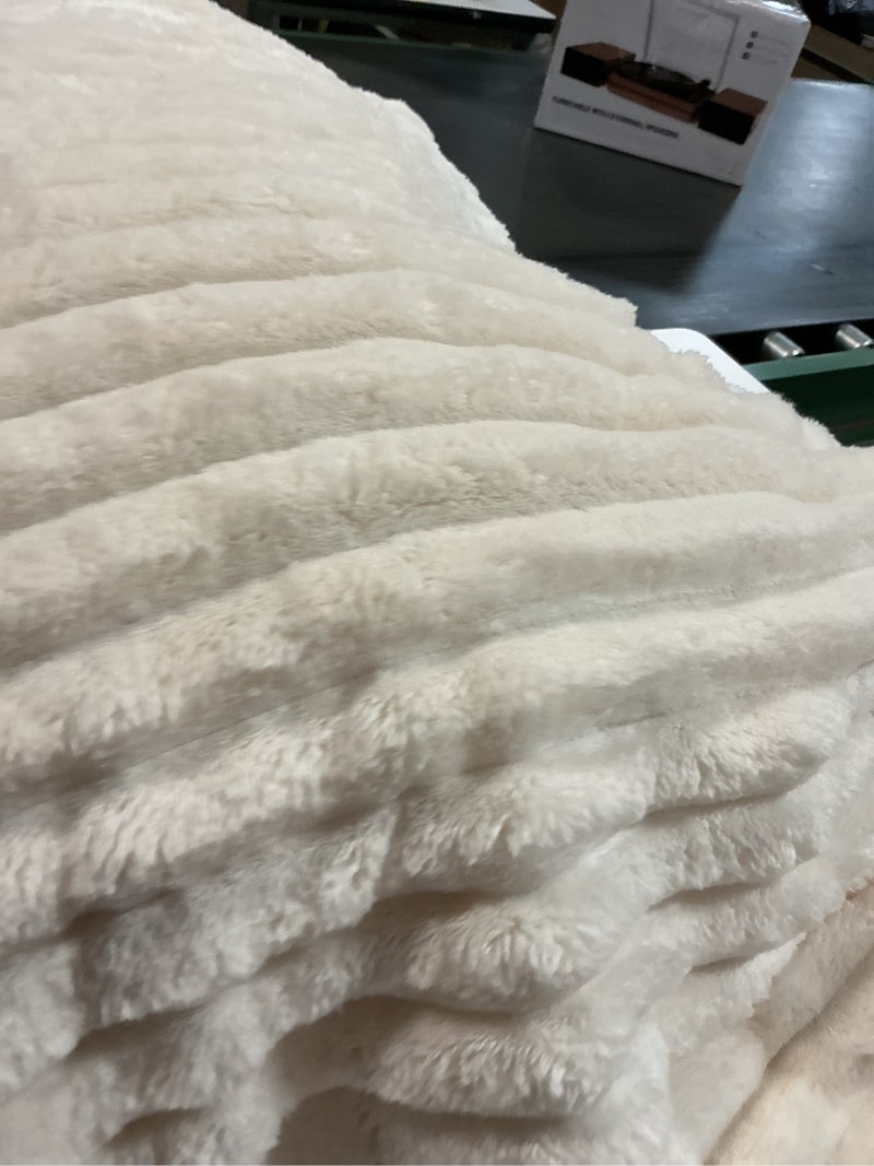 Condition photo showing As Is for BEDELITE Fleece King Comforter Set -Super Soft & Warm Fluffy Cream White Bedding, Luxury Fuzzy Heavy Bed Set for Winter with 2 Pillow Cases Cream White King