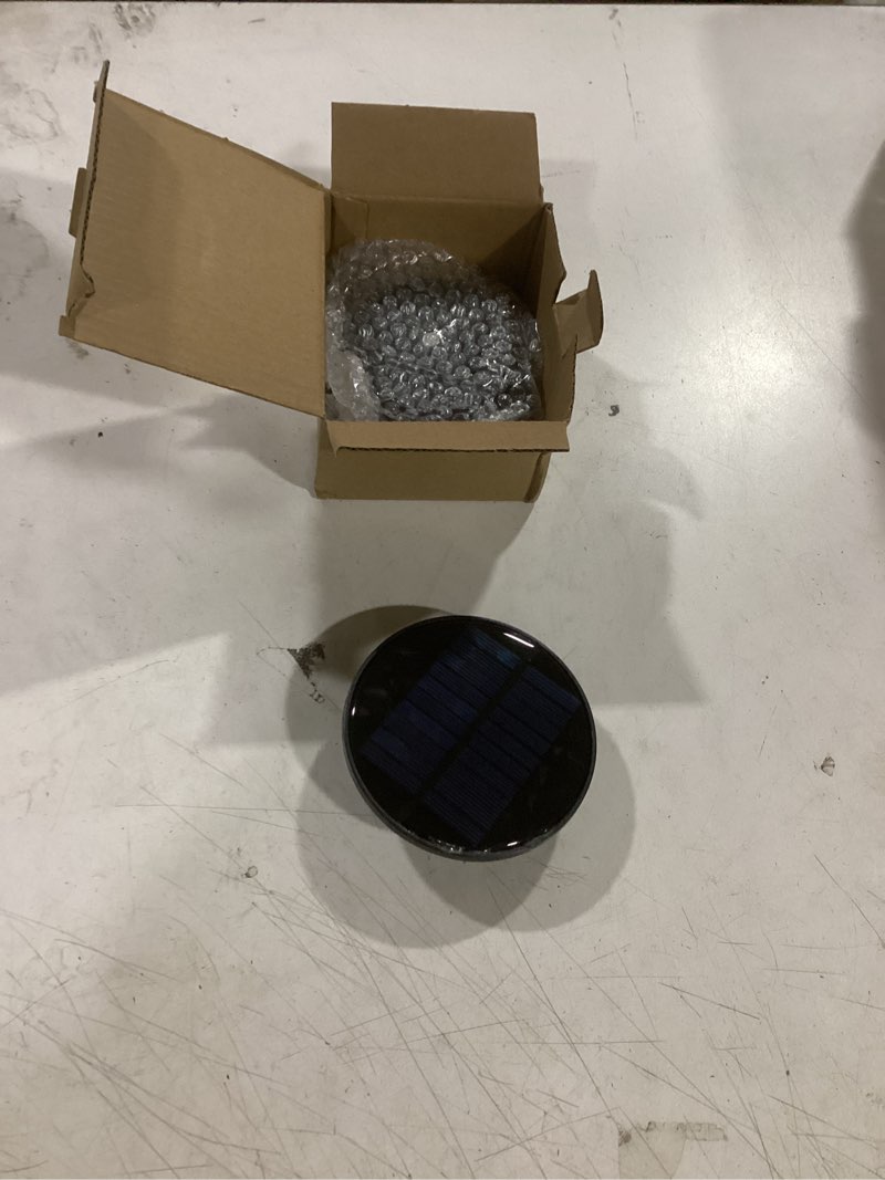Condition photo showing Good Condition for upgraded replacement solar light parts(top size 3.66 in, bottom size 2.76 in), 2 pack 8 colors solar replacement top parts lantern lids for garden patio yard outdoor hanging lanterns 3.66in-2 pack-8 modes colors