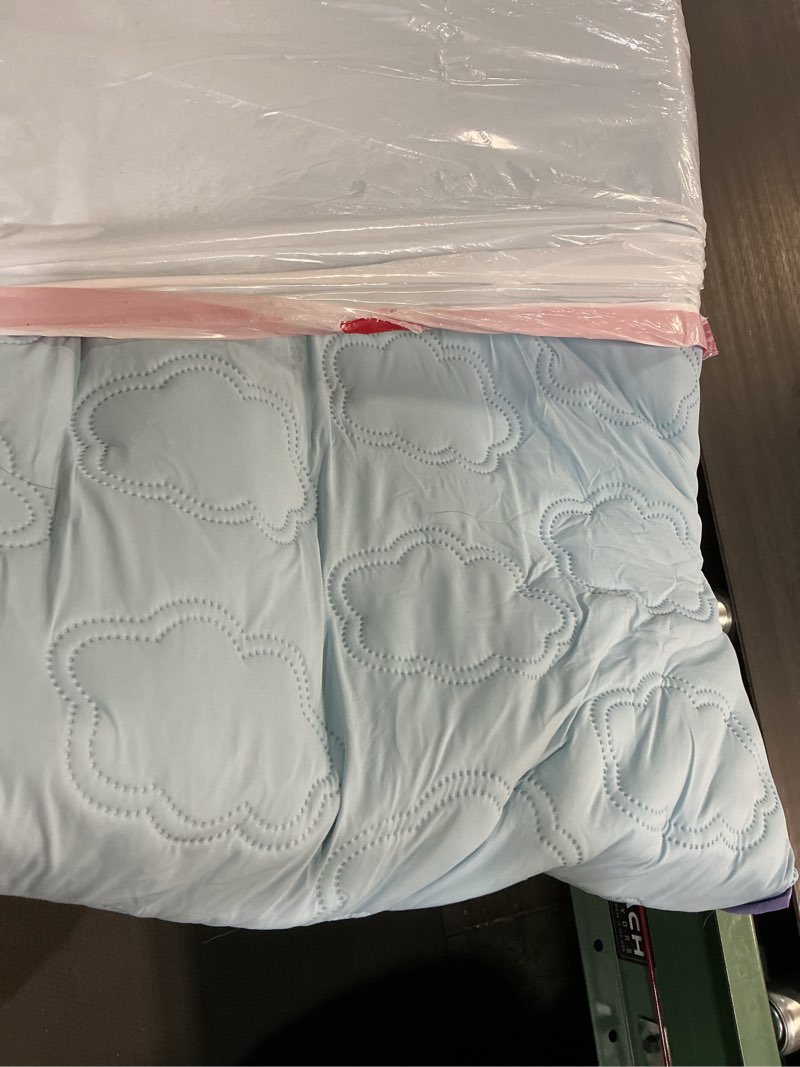 Condition photo showing As Is for le sure cooling dog beds large sized dog, q-max>0.5 cooling mat with removable washable cover, breathable orthopedic egg crate foam non-slip summer pad for active/senior/long-haired pets, 35x22 inch cooling blue 35x22x2.8