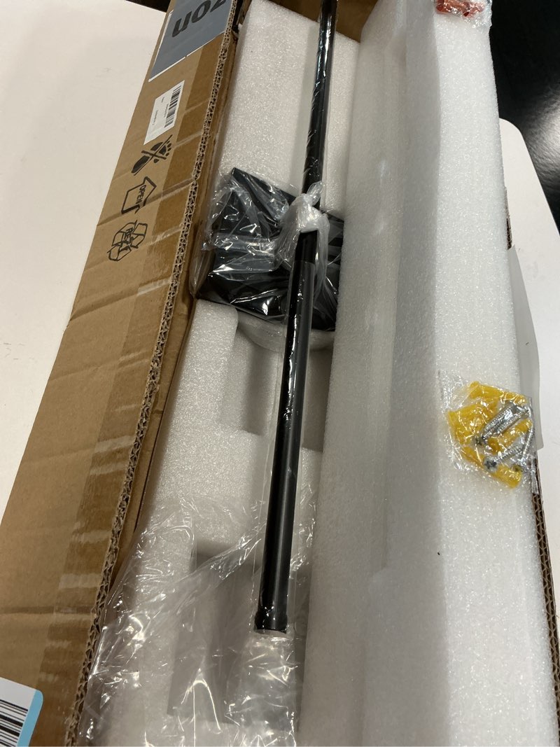 https://lotting-media.assets.bidfta.com/lotting_25c3cc61-8437-4198-b867-6a30a7e9fabb
