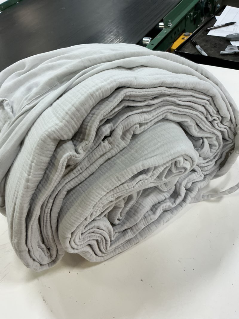 Condition photo showing Good Condition for organic cotton gauze duvet cover light grey king