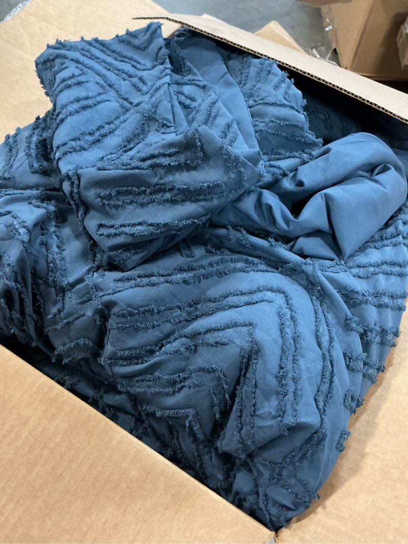 Condition photo showing As Is for Zzlpp Twin Comforter Set 5 Pieces, Navy Blue Tufted Bed in a Bag with Comforter and Sheets, All Season Boho Bedding Sets with 1 Comforter, 1 Pillow Sham, 1 Pillowcase, 1 Flat Sheet, 1 Fitted Sheet Navy Blue Twin