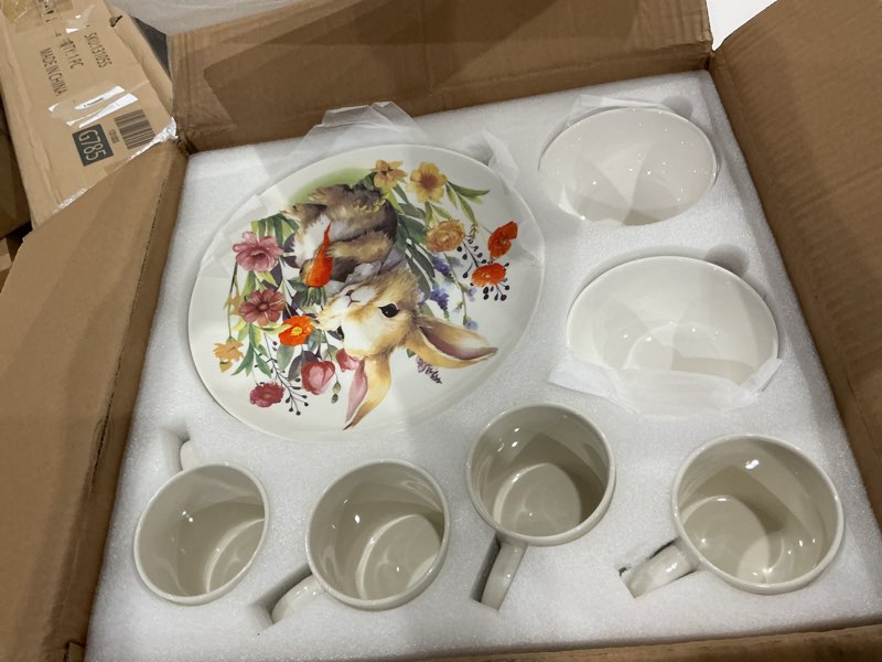 Condition photo showing New/Like New for zhehao 16 pcs easter bunny dinnerware set ceramics rabbit dishware include 10 inch dinner plate 7 inch salad plate 5" cereal bowl 16 oz coffee mug for holiday dinner party, service for 4