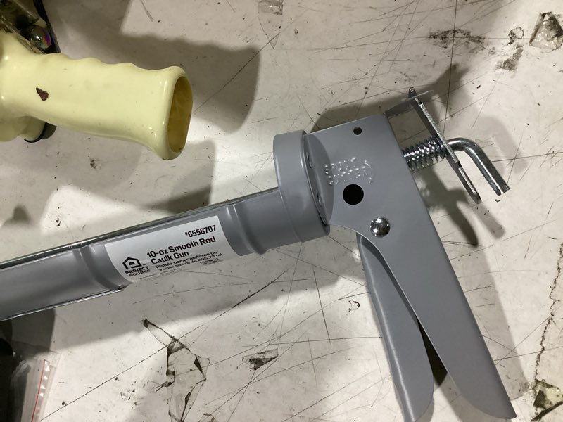 Condition photo showing Good Condition for project source project source 10-oz rod caulk gun without anti-drip function