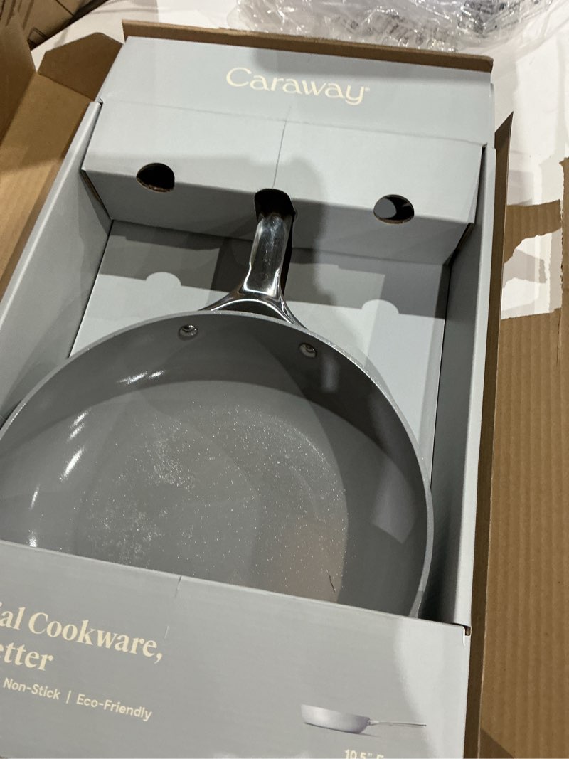 Condition photo showing Good Condition for caraway nonstick ceramic frying pan (2.7 qt, 10.5") - non toxic, ptfe & pfoa free - oven safe & compatible with all stovetops (gas, electric & induction) - gray