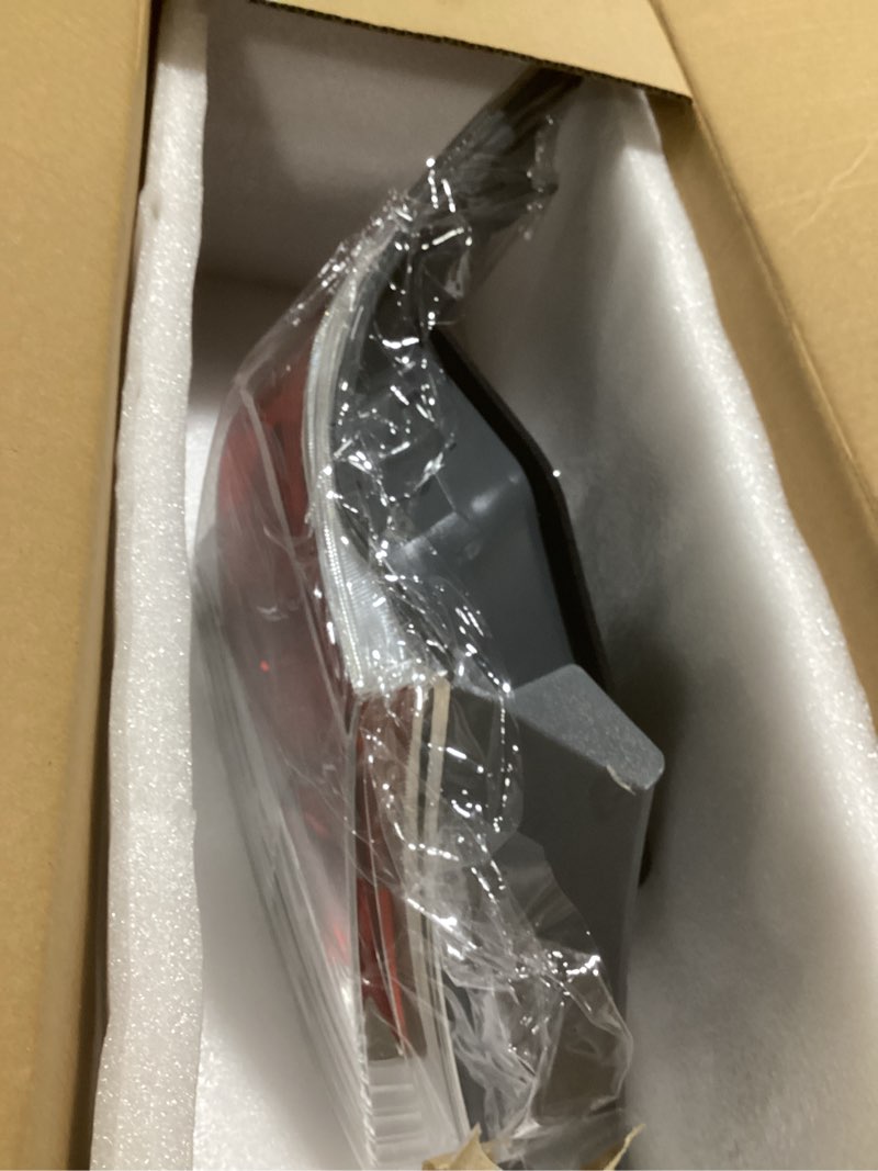Condition photo showing Good Condition for AUTOONE Honda Accord Tail Lights Compatible with 2008 2009 2010 2011 2012, Honda Accord Tail Light Assembly Left, Driver Side, Rear Factory OEM Driver Side/Left