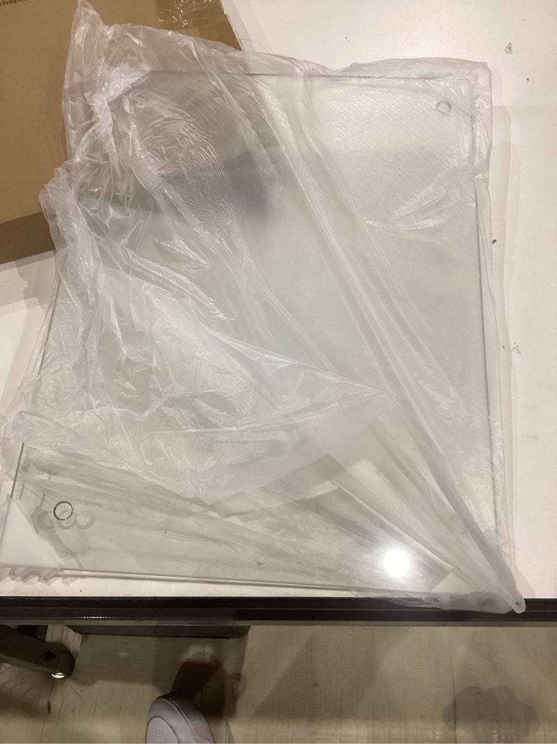 Condition photo showing Good Condition for tempered glass cutting board – long lasting clear glass – scratch resistant, heat resistant, shatter resistant, dishwasher safe. (large 12x16) 12"l x 16"w