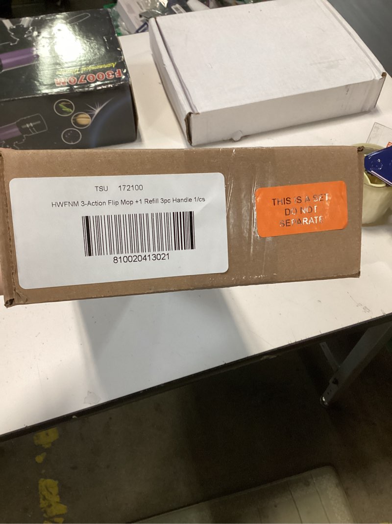 Condition photo showing New/Like New for New EasyWring Microfiber Spin Mop Deep Clean and Bucket System Plus 2-Refills