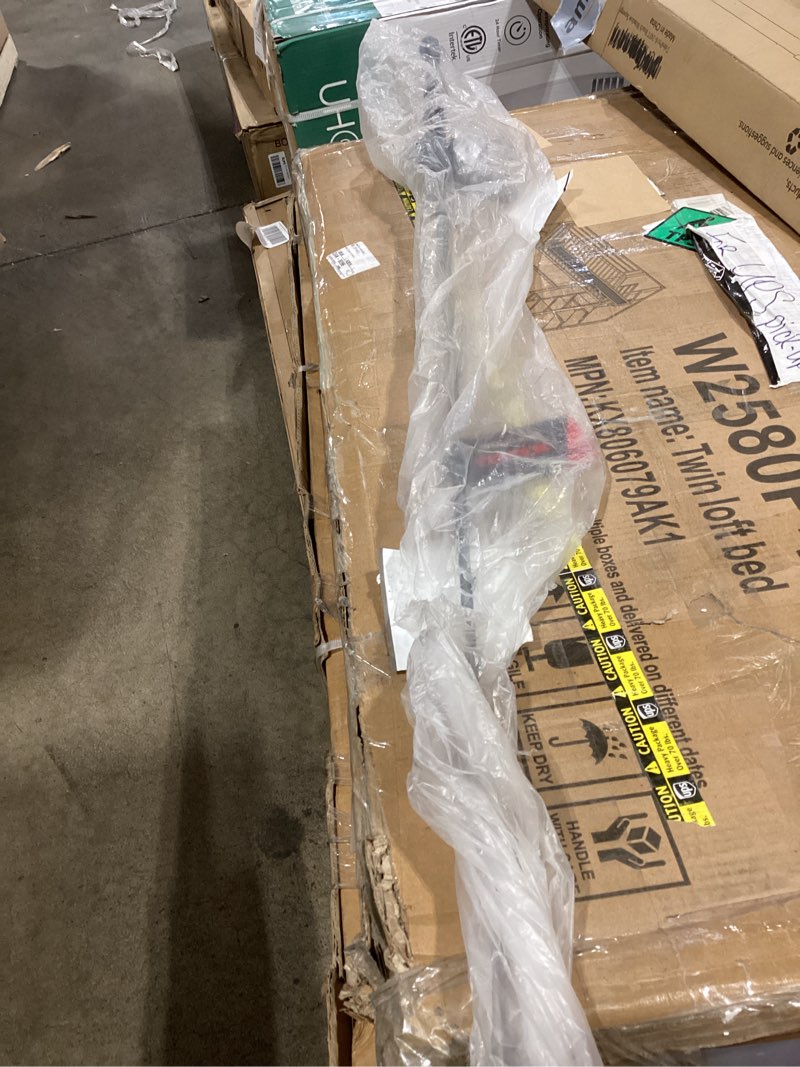 Condition photo showing Good Condition for incomplete abu garcia max x baitcast rod and reel combo max x (new model) - right 6'6" - medium - 1pc