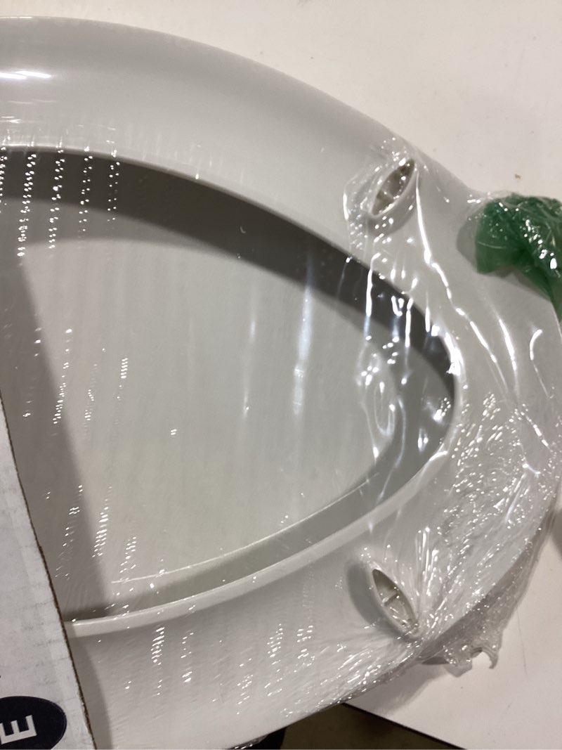 Condition photo showing New/Like New for KOHLER 4636-RL-0 Cachet ReadyLatch Elongated Toilet Seat Slow Close, Soft Close Toilet Seat Quiet Lid, Contoured Grip-Tight Bumpers Installation Hardware, Apartment Essentials, White White Elongated Ready Latch
