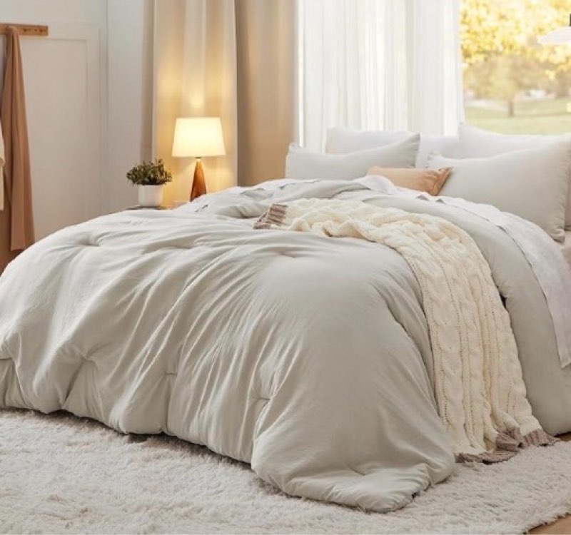 Bedsure beige comforter 120”x98” (similar to stock photo)