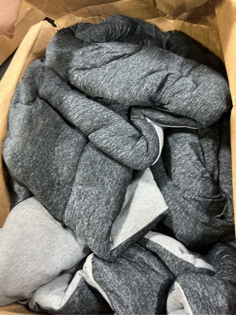 Condition photo showing Good Condition for Bedsure King Comforter Set - Cooling and Warm Bed Set, Charcoal Black Reversible Bedding for All Season, 3 Pieces, 1 King Size Comforter (102"x90") and 2 Pillow Cases (20"x36") King 03 - Charcoal Black - Cooling
