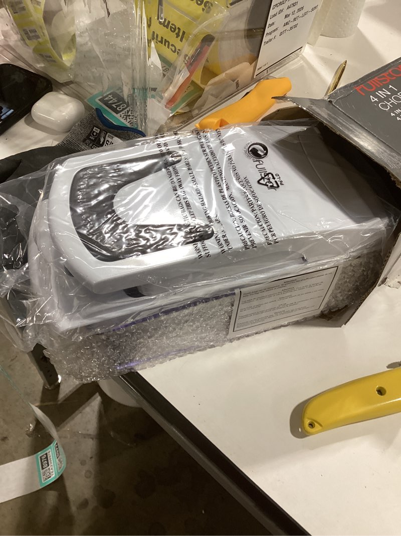 Condition photo showing Good Condition for Fullstar The Original Pro Chopper - Vegetable Chopper and Spiralizer, Food Chopper with Container, Fruit Slicer, Kitchen Gadgets & Gifts, Home Essentials (4 in 1, White) 4 in 1 White