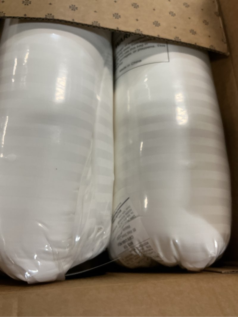 Condition photo showing New/Like New for beckham hotel collection bed pillows standard/queen size set of 2 - original soft down alternative pillow for sleeping - soft support for back, stomach or side sleepers