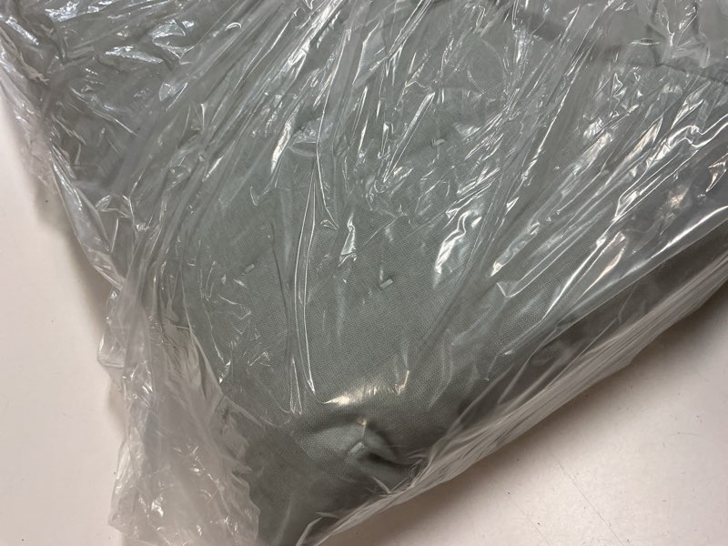 Condition photo showing Good Condition for european linen dream quilt set, full/queen, mist