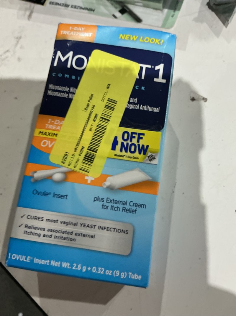 Condition photo showing As Is for monistat 1-dose yeast infection treatment ovule insert & external itch cream