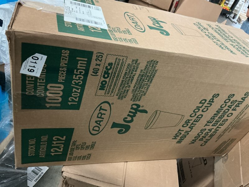Condition photo showing New/Like New for dart® insulated foam drinking cups, white, 12 oz, box of 1,000