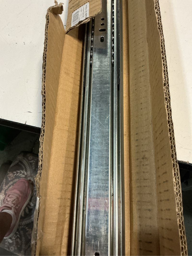 Condition photo showing Good Condition for 1 pair heavy duty drawer slides 12 14 16 18 20 22 24 26 28 30 32 34 36 38 40 inch 150 lb load capacity side mount full extension ball bearing rail runner?without lock,40 inch? no lock 40 inch