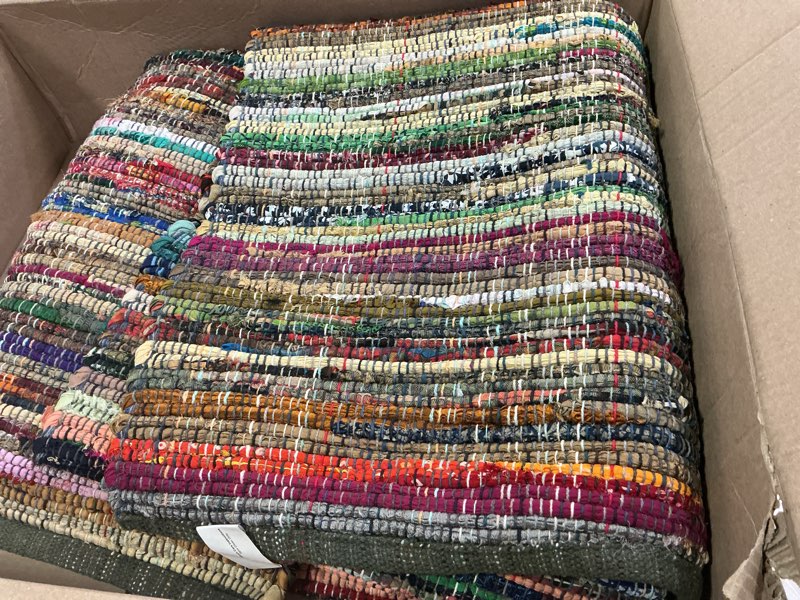 Condition photo showing As Is for Chardin home - Eco Friendly 100% Recycled Cotton Colorful Chindi Area Rug – 5’x7’, Multi 5' x 7' (Rectangular)