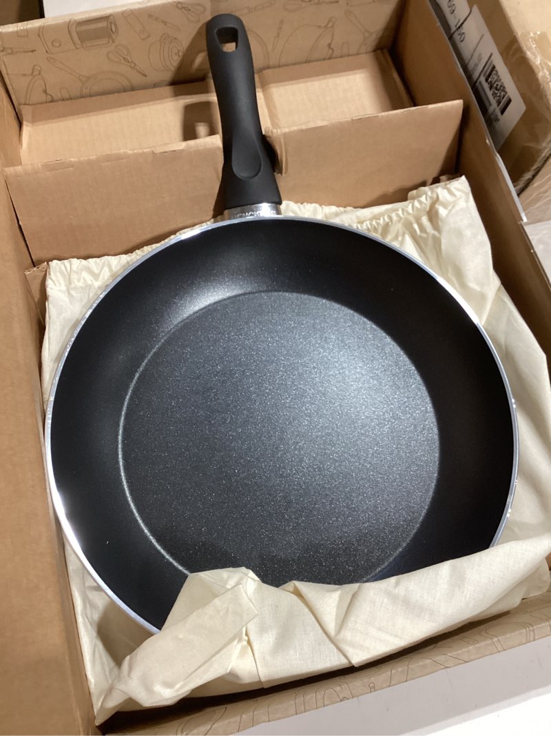 Condition photo showing Good Condition for Henckels Everlift 12-inch Nonstick Frying Pan, Made in Italy, durable 3-layer coating, lightweight aluminum from recycled materials, Oven safe to 400°F, Dishwasher safe