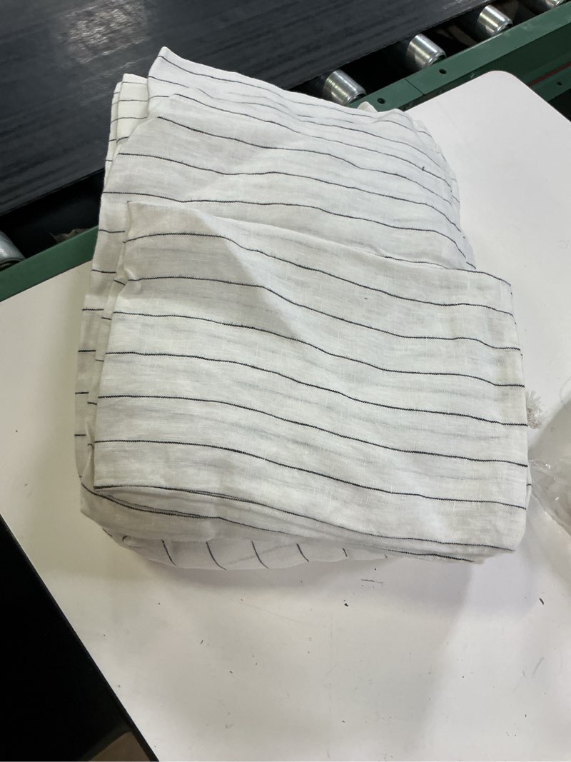 Condition photo showing Good Condition for european linen duvet cover, king/cal king, pencil stripe