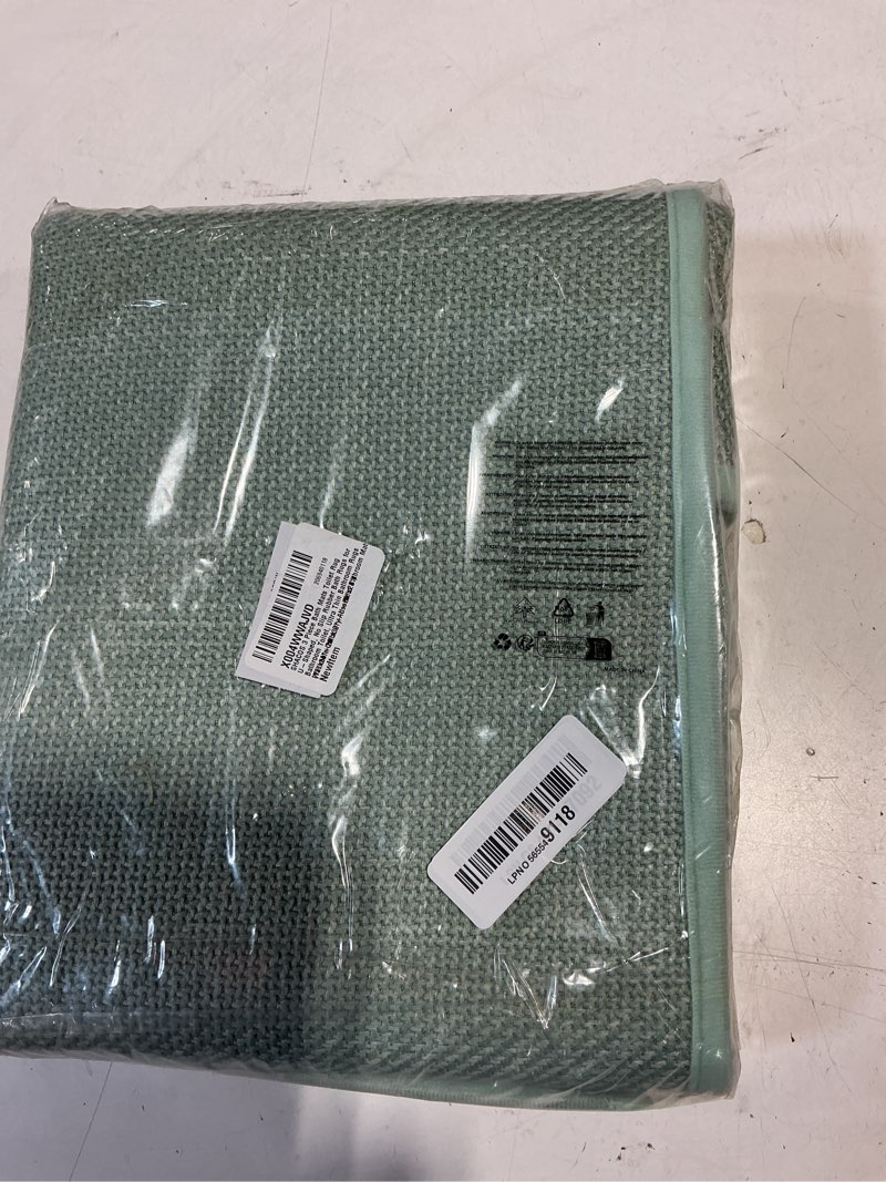 Condition photo showing Good Condition for shacos 3 piece bath mats toilet rug u-shaped, no slip rubber bath rugs for bathroom toilet, ultra thin bathroom rugs washable quick dry absorbent bathroom mat (17"x24"+20"x32"+ u-20"x24") light green 17"x24"+20"x32"+u20"x24"