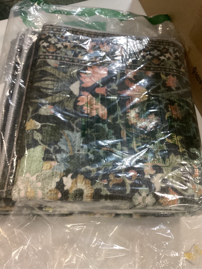 Condition photo showing New/Like New for Washable 2x8 Hallway Runner Rug: Vintage Water-Resistant Kitchen Entryway Rug Ultra Soft Living Room Bedroom Carpet with Non Slip Backing Indoor Low Pile Floor Mat for Bathroom Dining Room(2x8,Green) 2' x 8' (Rectangular) Green
